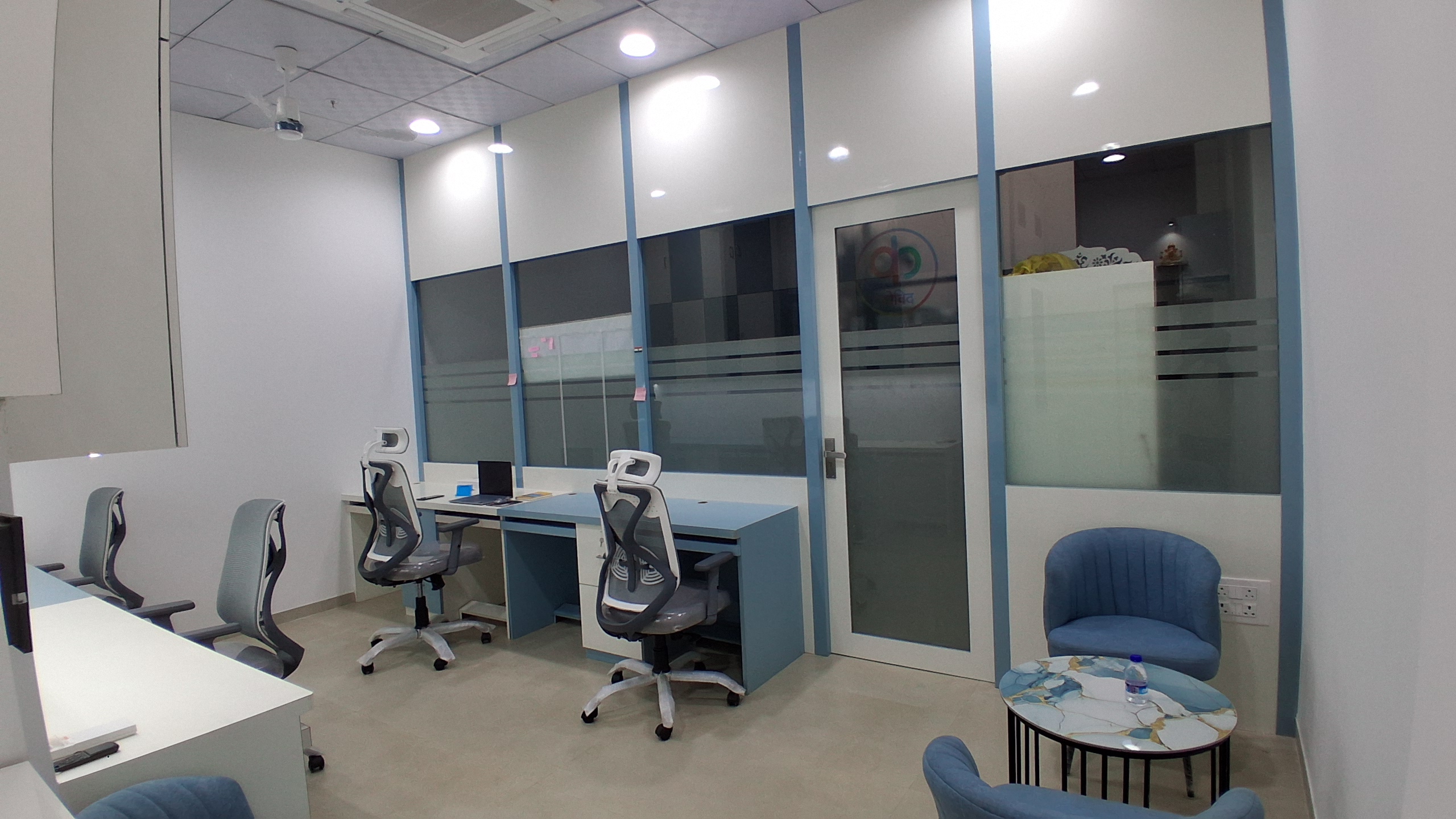 AWSM reading and meeting room